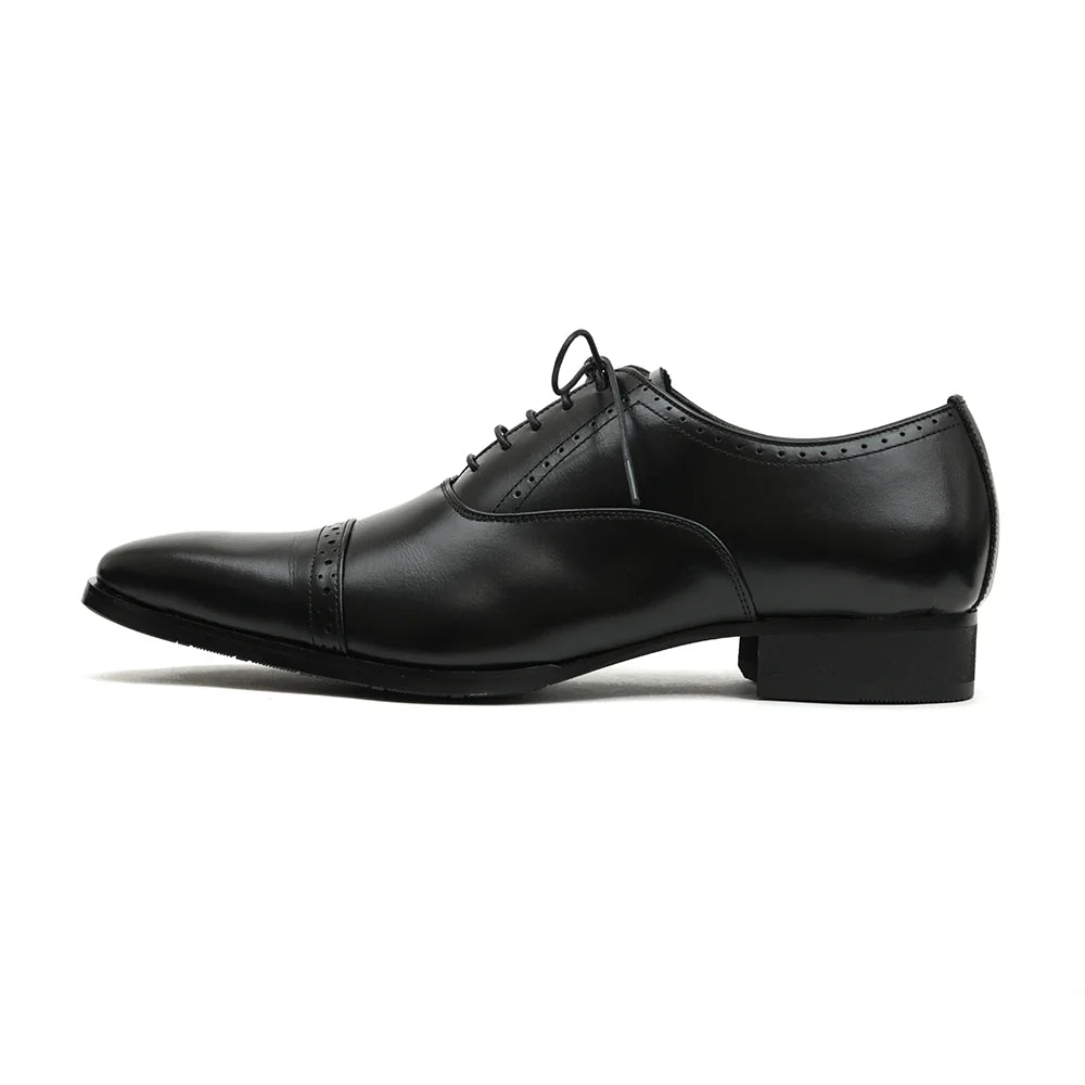 205 Dress Shoes Straight Tip Medallion Black
