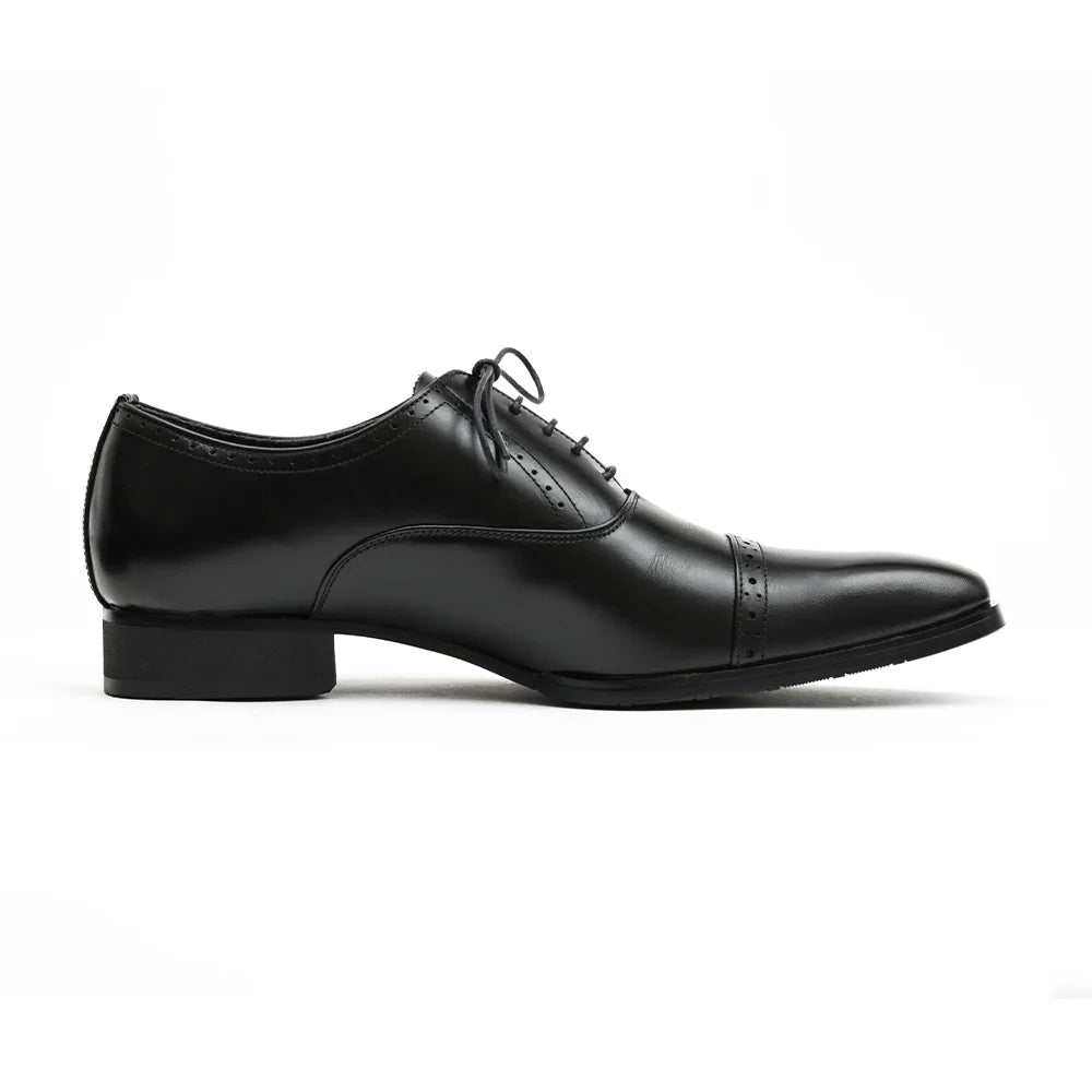205 Dress Shoes Straight Tip Medallion Black